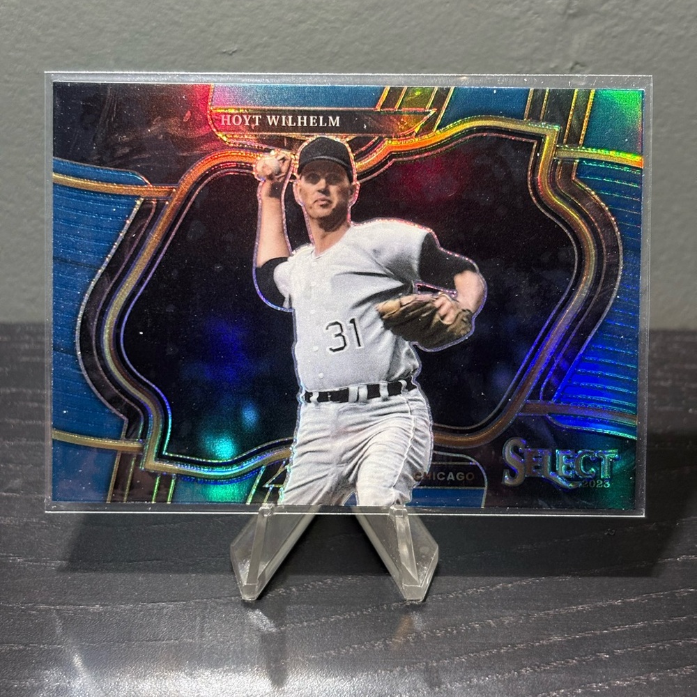 #214 Hoyt Wilhelm 2023 Panini Select - Blue Prizm